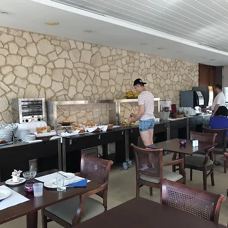 Ξενοδοχείο Orquidea 3*